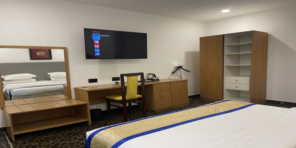 Queen Room With Balcony