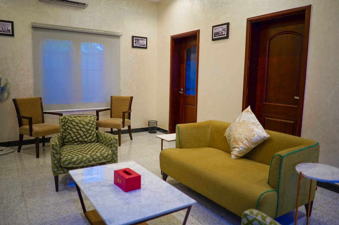 Queen Chalet (2 Bedroom)