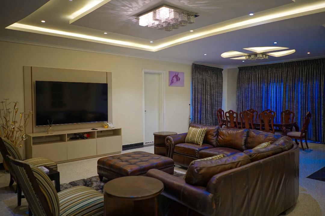 Nok Villa (7 Bedroom)