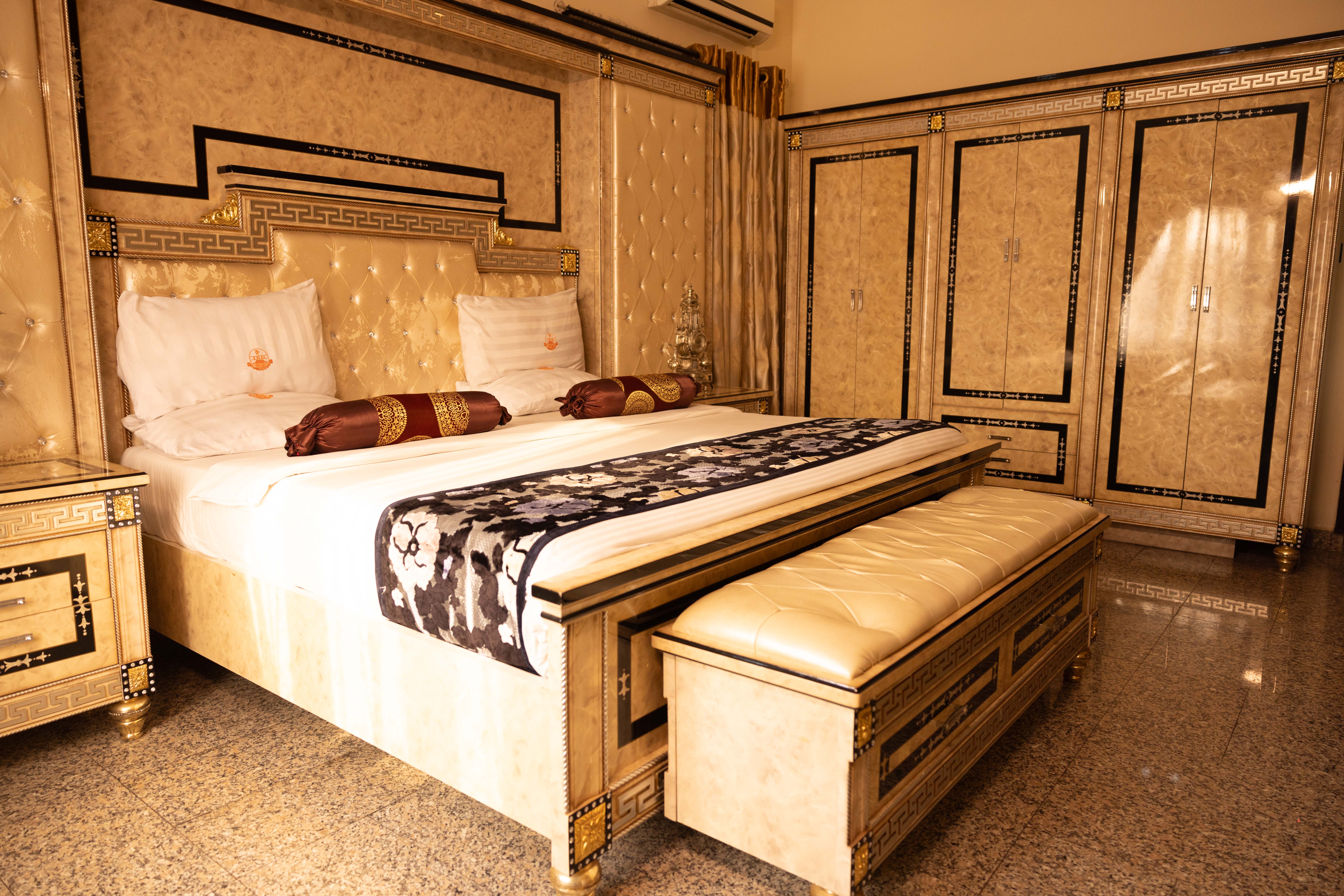 Presidential Suite