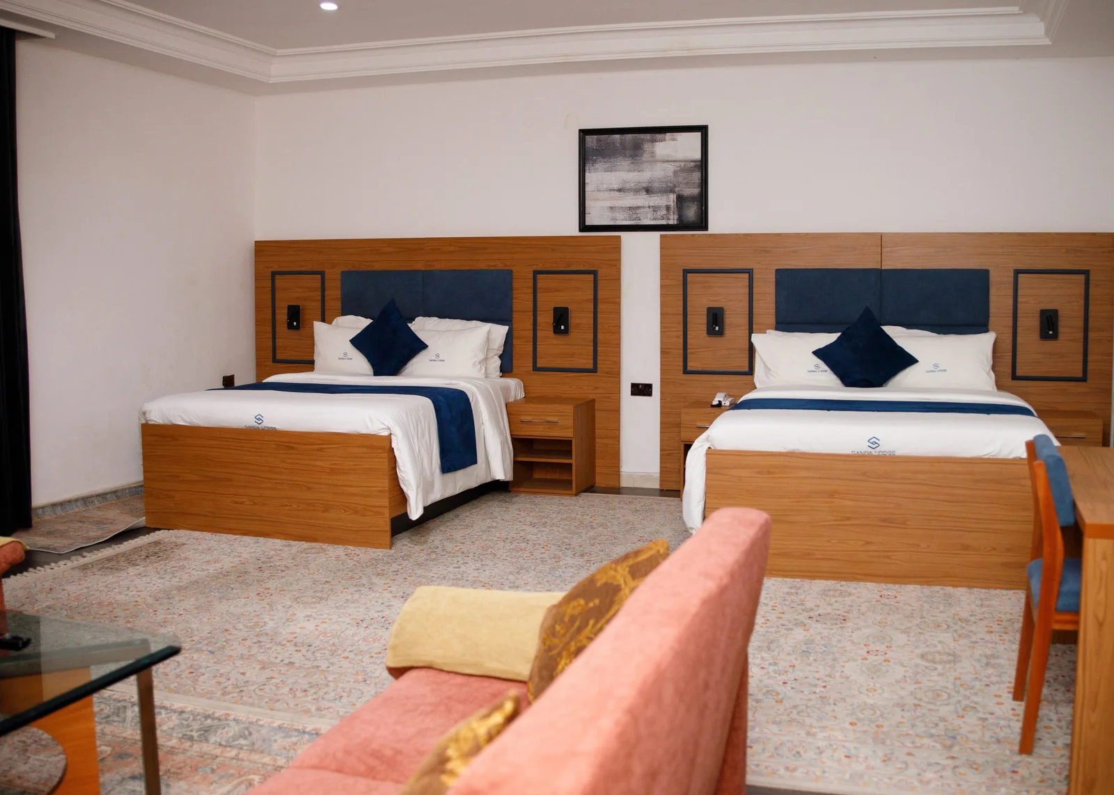 Executive Suite (Double Bed)
