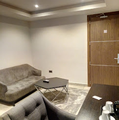 Studio Room