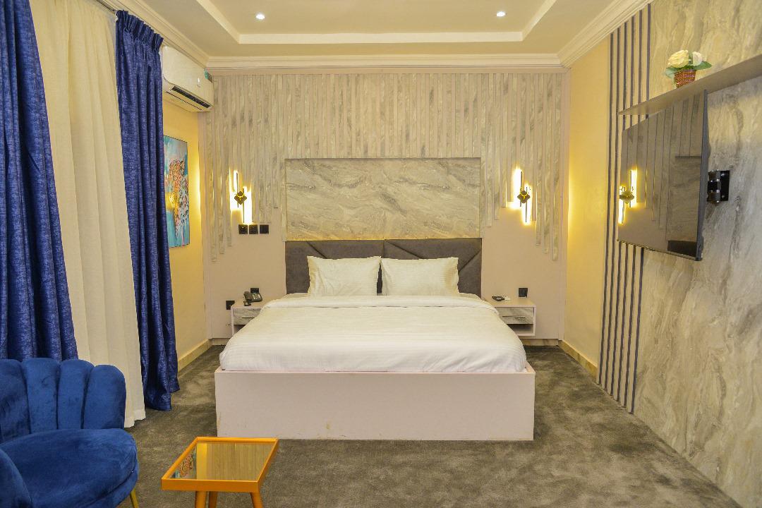 Duke Room