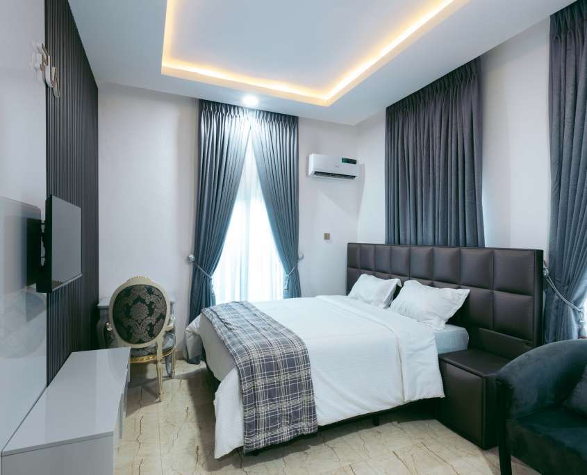 1 Bedroom Suite