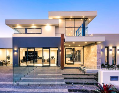 Huge Sunny Villa – East Side